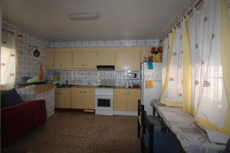 Foto 9a6517f2-4019-4be4-9e47-0f2f20af9a2f. Chalet  a 5 minutos de godelleta en Los Rosales Madrid