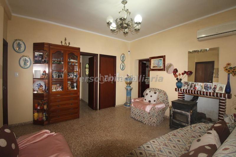 Foto a33ebd23-c0a5-4e1d-aaa6-18fbabbb9397. Chalet  a 5 minutos de godelleta en Los Rosales Madrid