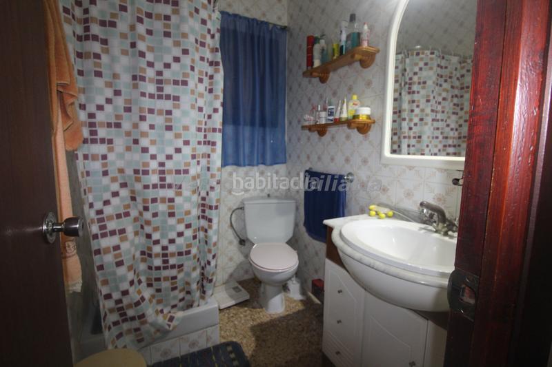 Foto be0211f0-8a44-4dd8-9a15-cafa42a3d486. Chalet  a 5 minutos de godelleta en Los Rosales Madrid
