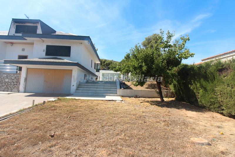 Foto 3147a8ab-a99a-4e51-ad08-21022b21ae4c. Chalet with fireplace heating pool in Sierra Perenchiza-Cumbres de Calicanto-Sto Domingo Chiva