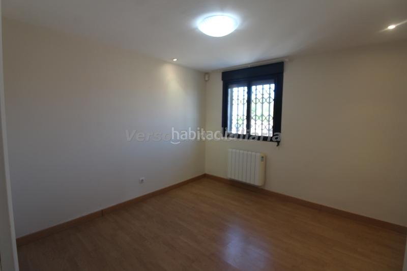 Foto 37761efc-abce-4d73-a1f2-cfa5d0832b96. Chalet with fireplace heating pool in Sierra Perenchiza-Cumbres de Calicanto-Sto Domingo Chiva