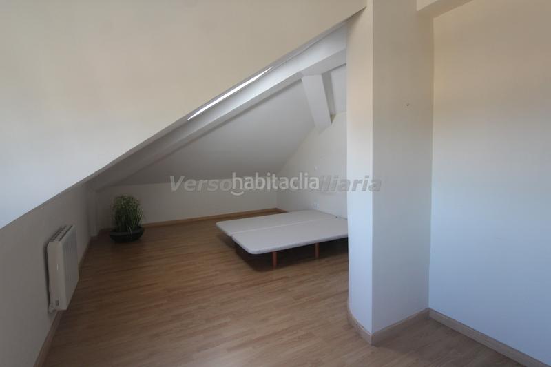 Foto 7bf640a9-f9ba-402a-9c6d-0b2f2a3105e4. Chalet with fireplace heating pool in Sierra Perenchiza-Cumbres de Calicanto-Sto Domingo Chiva