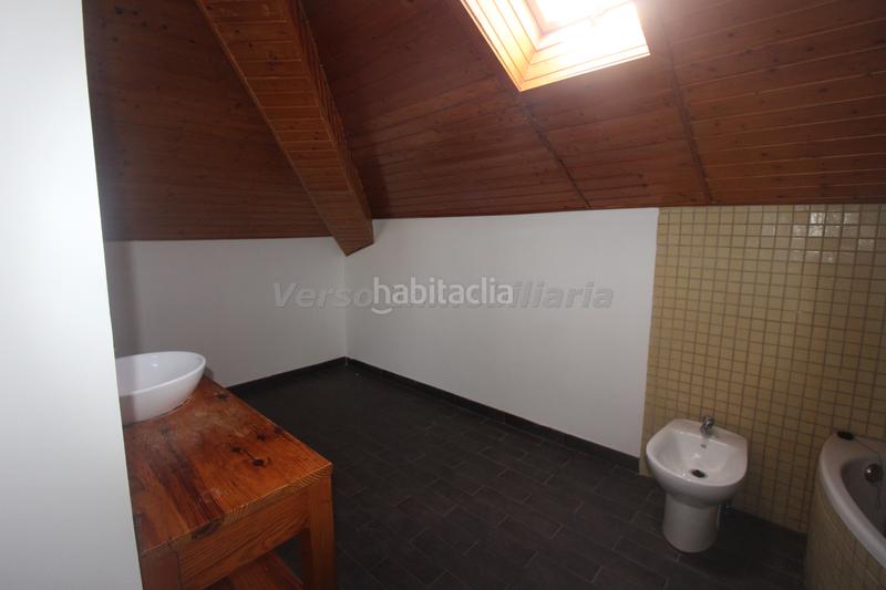 Foto a7d0fd2e-c996-4ad4-86a7-dd84a9ebbb5a. Chalet with fireplace heating pool in Sierra Perenchiza-Cumbres de Calicanto-Sto Domingo Chiva