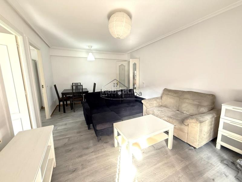 Foto d38411ce-4e83-4957-aab1-8ca783a4104b. Appartement dans Ventas Madrid