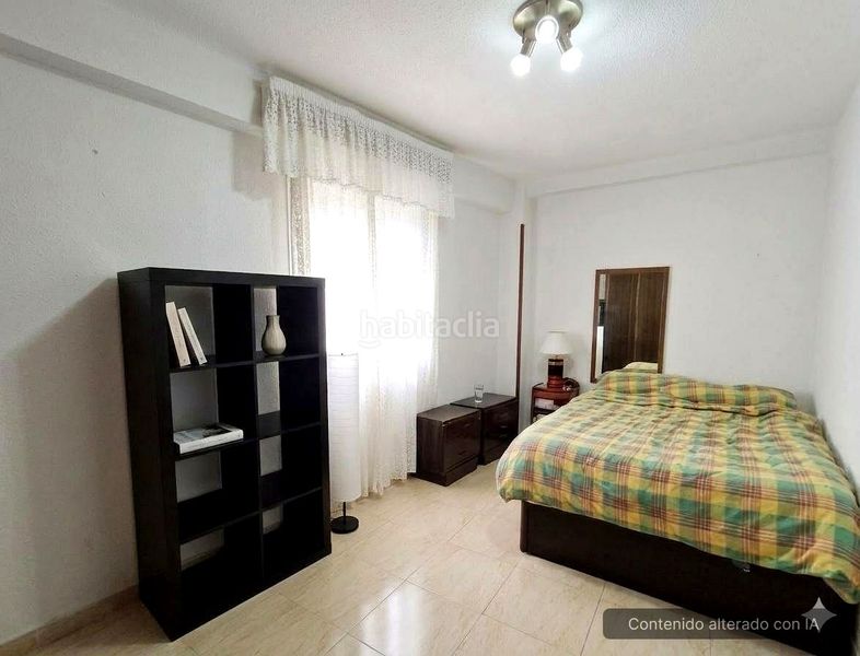 Foto 1d57ae7f-5d88-4738-af9e-c4d32a1bba69. Flat with heating in Ventas Madrid