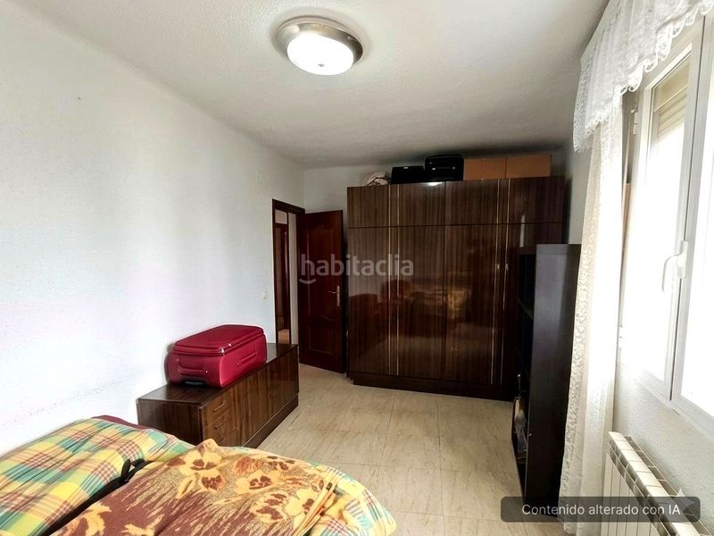 Foto 39b1716c-1006-49a1-8022-b1078afde829. Flat with heating in Ventas Madrid