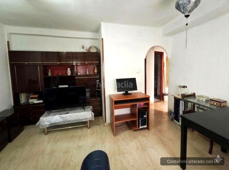 Foto 8877b895-e6fc-44a8-ba07-40ffd0c29890. Flat with heating in Ventas Madrid