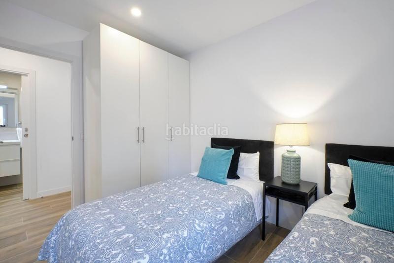 Foto dca2c2b9-3d09-4ee3-ad7d-1ebb8d02a03f. Edificio in Almendrales Madrid