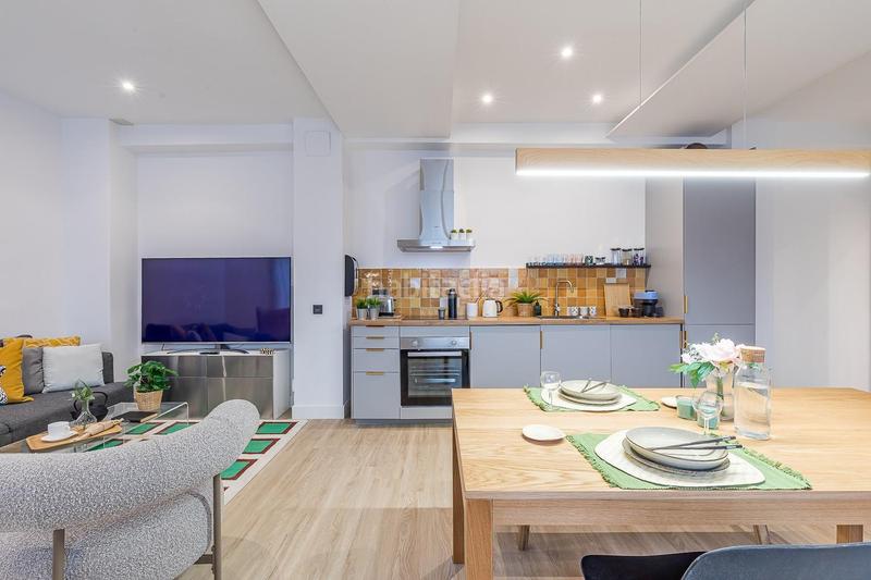 Foto 7c9f383a-68c6-4ea7-b63a-aeeb01043583. Apartamento en Sol Madrid