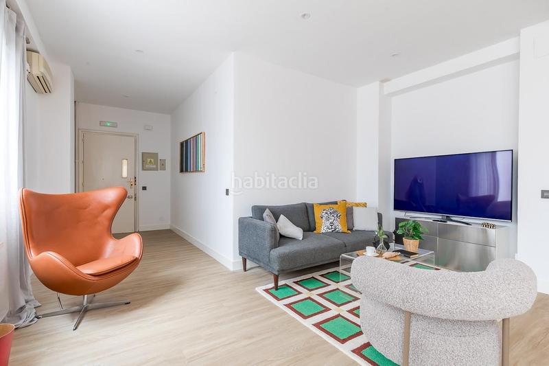 Foto 857429eb-faee-4940-be3f-811e5559f2b5. Apartamento en Sol Madrid