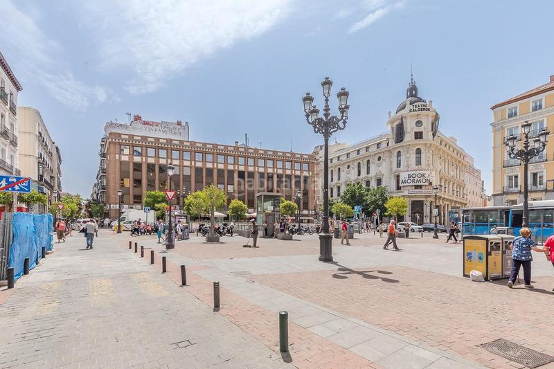 Foto a81d4378-f05c-40bb-9481-7c10a43c2a48. Apartamento en Sol Madrid