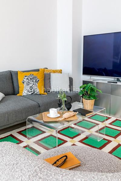 Foto b91b3380-7c52-490e-91d7-b6b3c50f16a6. Apartamento en Sol Madrid