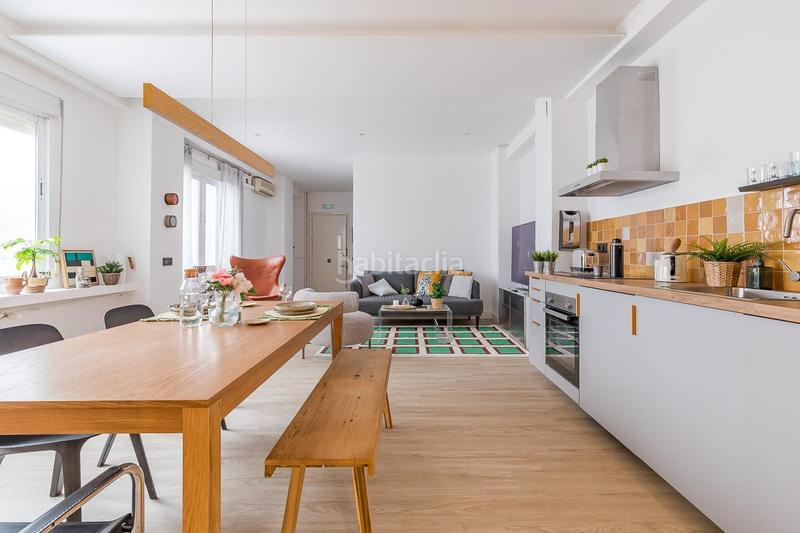 Foto cc34675f-6f92-4cd7-96b8-5af714d8254a. Apartamento en Sol Madrid