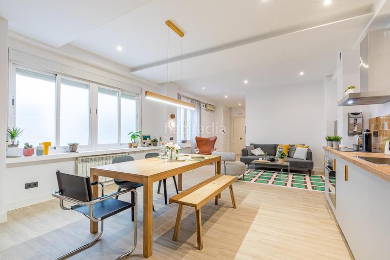 Foto d7f3bcfe-7a14-4670-8bc1-f870579be3c8. Apartamento en Sol Madrid