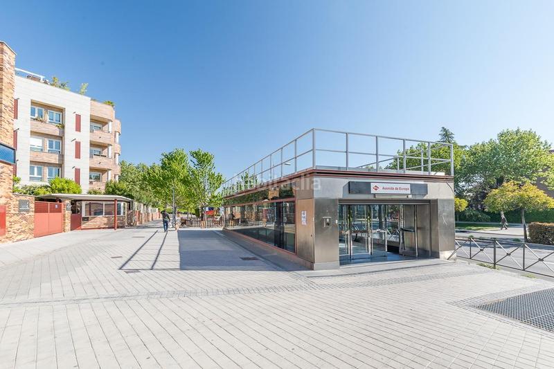 Foto 0a61b3a1-57cc-4c0c-a3aa-1799daba8391. Piso en avenida de españa 4 fabuloso estudio en Avenida Europa Pozuelo de Alarcón