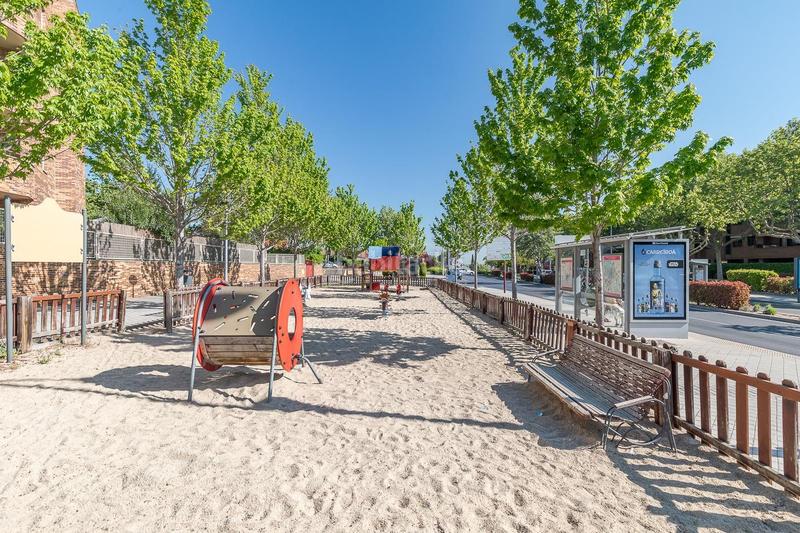 Foto 43c36587-4db0-4480-aa48-06c1b8f6385f. Piso en avenida de españa 4 fabuloso estudio en Avenida Europa Pozuelo de Alarcón