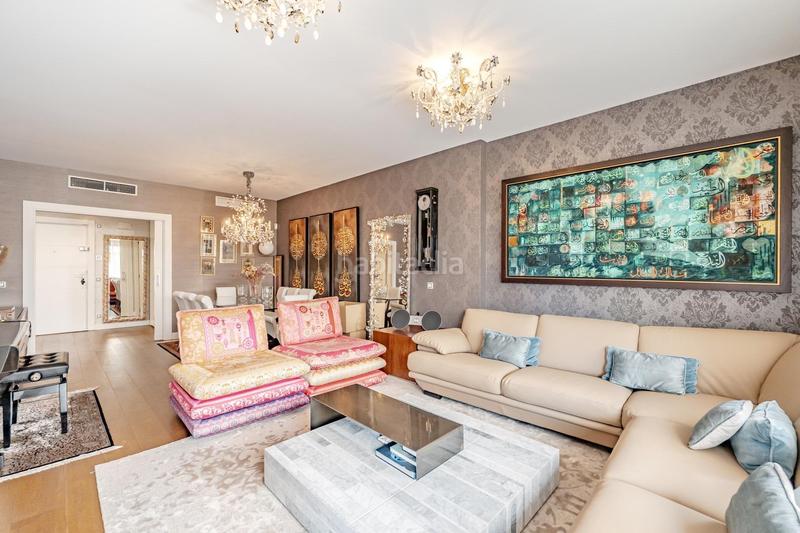 Foto 39aa1f83-64cb-438a-b8d5-ca54d74fca16. Alquiler planta baja exclusiva vivienda en planta baja con jardín privado en Madrid