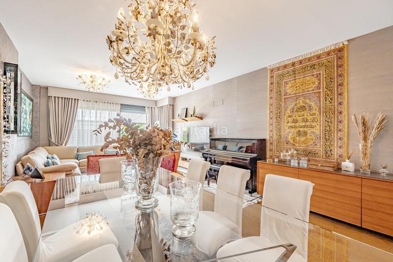 Foto 8bb415a0-e03b-49da-be8f-637be4c8d72d. Alquiler planta baja exclusiva vivienda en planta baja con jardín privado en Madrid