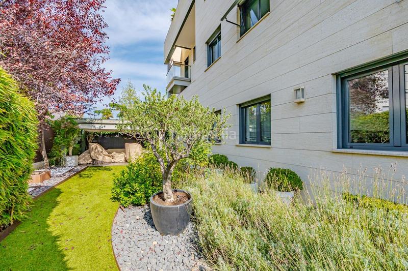 Foto 9a342d7e-19af-46b6-8a38-03cf28daaed2. Alquiler planta baja exclusiva vivienda en planta baja con jardín privado en Madrid