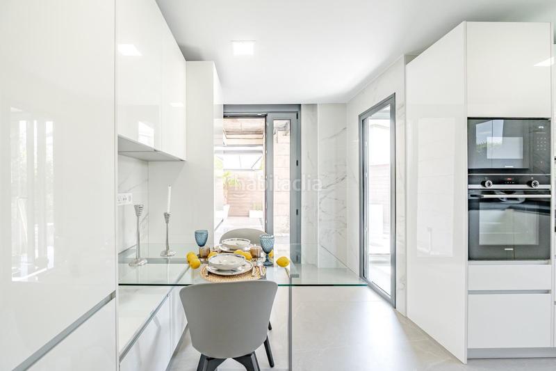 Foto b6c36378-a05b-4129-96a9-9a9b8c08994b. Alquiler planta baja exclusiva vivienda en planta baja con jardín privado en Madrid