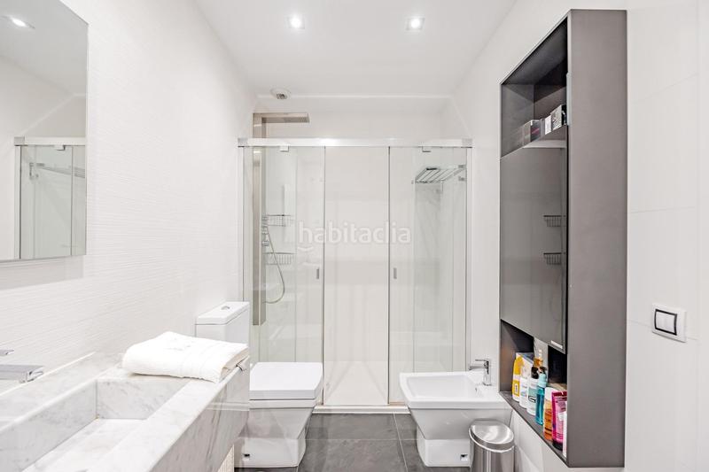 Foto c9ccb287-2266-4826-9999-b065222f39fb. Alquiler planta baja exclusiva vivienda en planta baja con jardín privado en Madrid