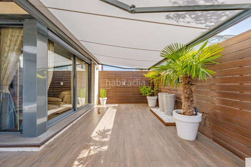 Foto fa9f0a7b-07d0-40e7-ae37-fef8ce45cecf. Alquiler planta baja exclusiva vivienda en planta baja con jardín privado en Madrid