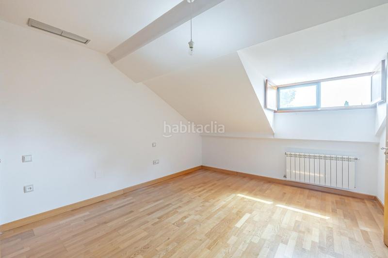 Foto 5de66cdf-98eb-4b02-b196-d2e3445b4231. Casa aparellada amb calefacció aparcament piscina a Pozuelo de Alarcón