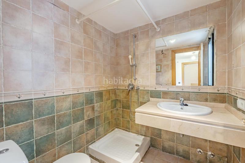 Foto 717ea2a0-853d-4f51-875b-a0fdf9ed7bb2. Casa aparellada amb calefacció aparcament piscina a Pozuelo de Alarcón