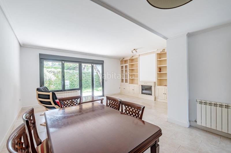 Foto 23f24a0f-1163-49ad-83ec-2135d1981f1e. Casa bifamiliare con riscaldamento parcheggio piscina in Pozuelo de Alarcón