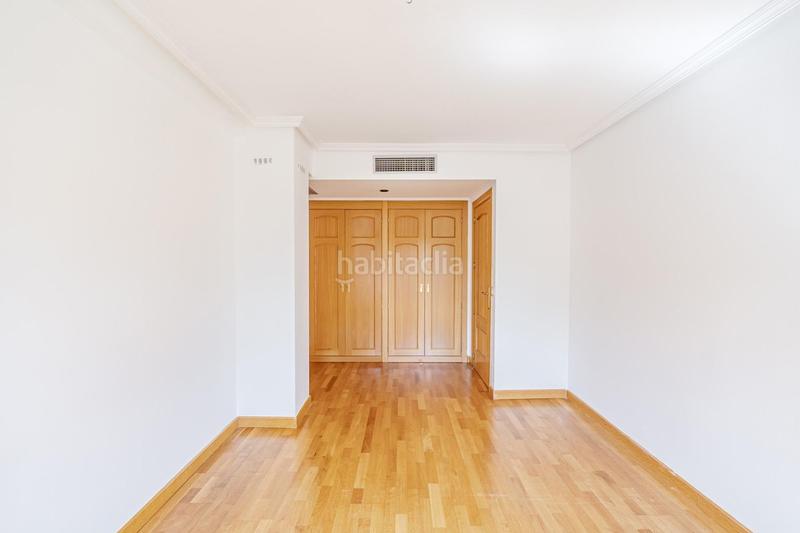 Foto 85ab98c8-2700-440d-8446-3dab2d11d850. Casa bifamiliare con riscaldamento parcheggio piscina in Pozuelo de Alarcón