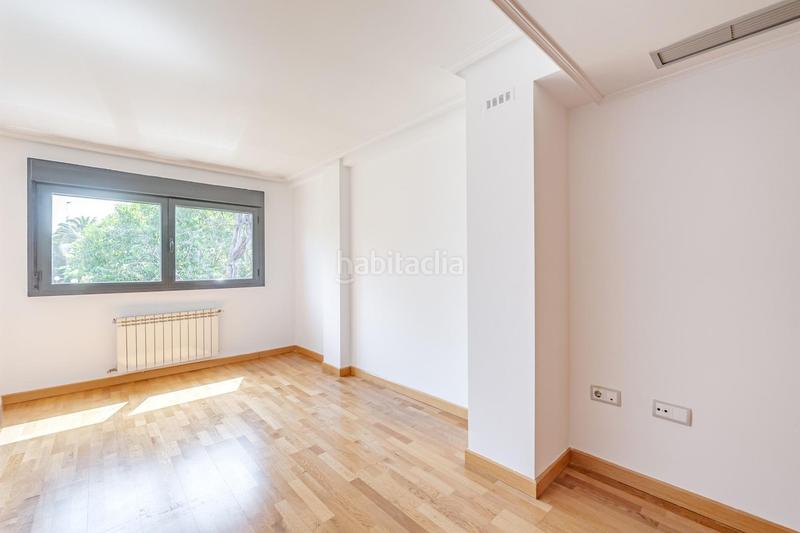 Foto ca342e8d-96d5-411c-a25f-ef16aee32a7e. Casa bifamiliare con riscaldamento parcheggio piscina in Pozuelo de Alarcón