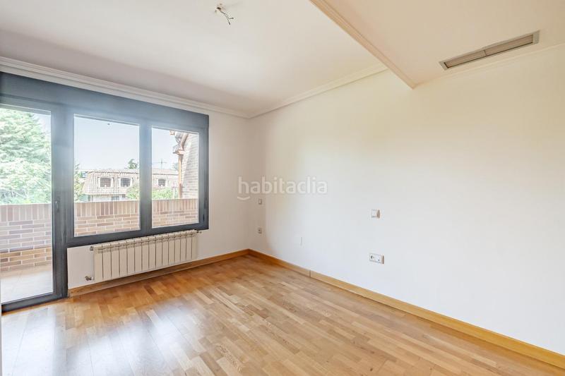 Foto 7243ddee-f412-4ee3-9913-ca49d4282bbd. Maison jumelée avec chauffage parking piscine dans Estación Pozuelo de Alarcón