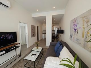 Appartamento  Calle marques de leis. A estrenar  apartamento entre infanta mercedes  y tetuán