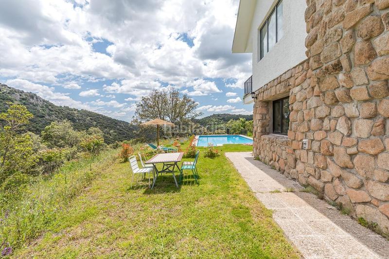 Foto 1dc5f27c-85c2-4598-90fc-6ed332c2c03f. Chalet mit heizung parking pool in El Gasco Torrelodones