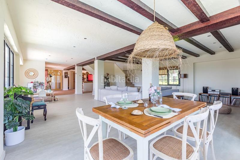 Foto e0e72307-43e8-4cd6-94b5-d3f9da36d24c. Chalet mit heizung parking pool in El Gasco Torrelodones