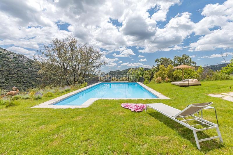 Foto 07ae2250-c36b-446d-96ba-7c2ca92f3ddc. Chalet avec chauffage parking piscine dans El Gasco Torrelodones