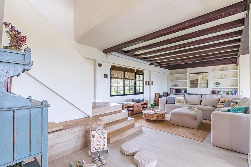 Foto 68e94420-11bd-4f64-8e1b-70cd91a706c5. Chalet avec chauffage parking piscine dans El Gasco Torrelodones