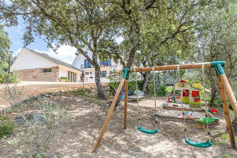 Foto a8f0c9cf-688b-4fce-ad51-d62e871c0d85. Chalet en El Gasco Torrelodones