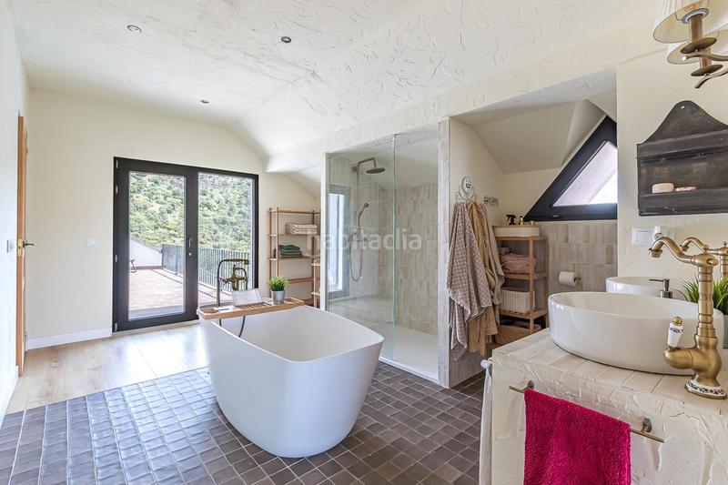 Foto fd125461-46e5-4b94-a745-b103217299fb. Chalet en El Gasco Torrelodones