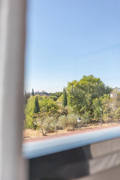 Foto 5914b4ca-fac3-4962-a9ac-50c4c18a053c. Chalet mit heizung parking pool in Casco Antiguo Torrelodones