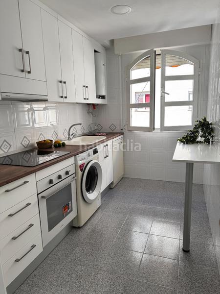 Foto 68df7d1f-9f90-46a8-9ee4-26490bfbeba8. Alquiler apartamento en Perchel Norte Málaga