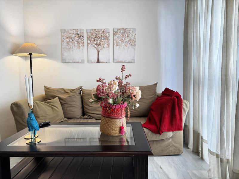 Foto b8085394-cc35-4f5a-87e1-f8e4d43d42c0. Alquiler apartamento en Perchel Norte Málaga