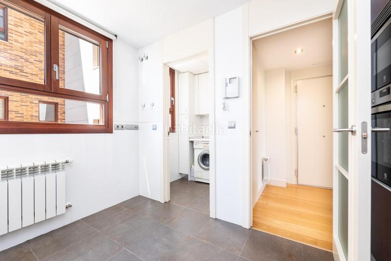 Foto e2a1cca8-6943-490a-bea6-4e8bf1678233. Alquiler piso  en avenida principe de asturias, zona monte del pilar, en Majadahonda