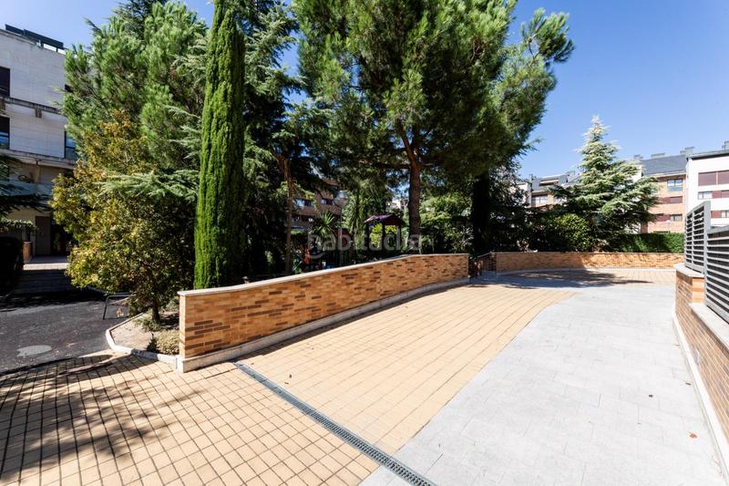 Foto 1511e592-3ba2-4d63-9f06-a8432923dafe. Miete etagenwohnung mit heizung parking pool in Monte el Pilar Majadahonda