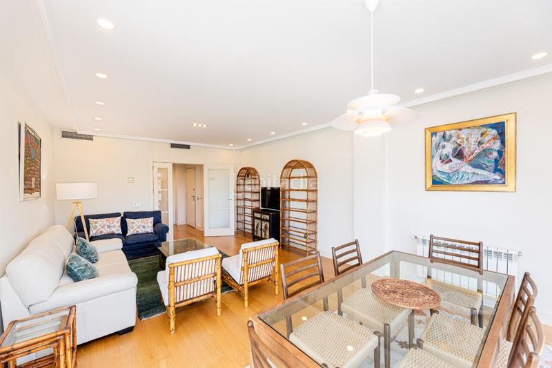 Foto 5464bdac-3f1d-44b6-a474-fd4840ff9296. Rent flat with heating parking pool in Monte el Pilar Majadahonda