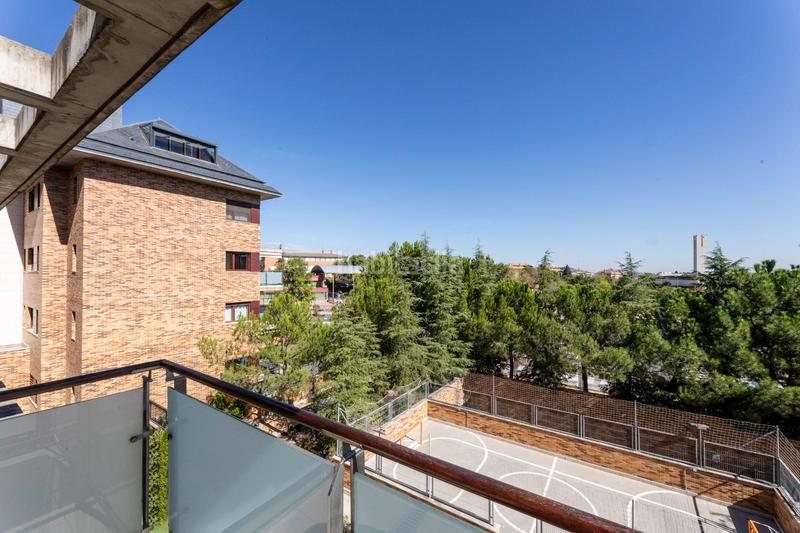 Foto 967d75b3-8f37-4973-b5c2-26ad980883f9. Rent flat with heating parking pool in Monte el Pilar Majadahonda