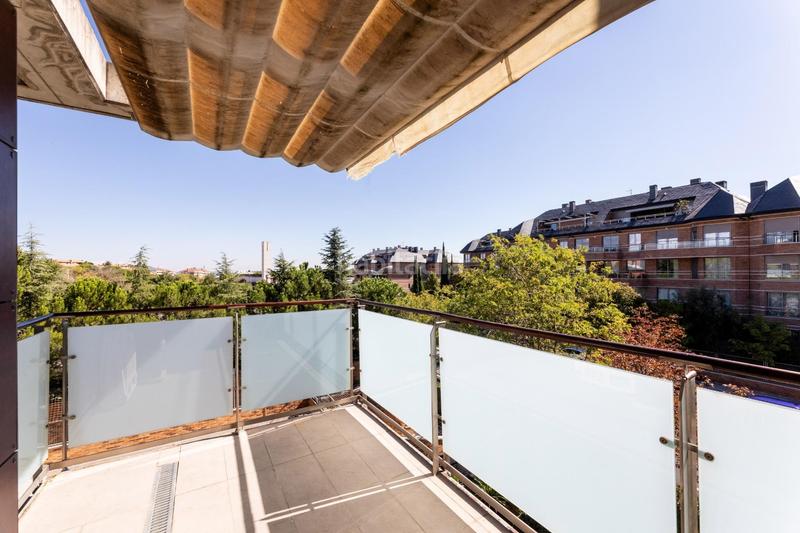 Foto a5a07498-a238-4f5d-a9d4-12f617d8e9c7. Rent flat with heating parking pool in Monte el Pilar Majadahonda