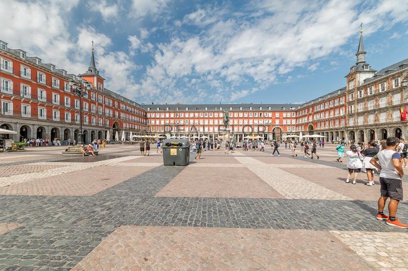 Foto 936befea-69b3-47c6-a8ef-edf312b4abb1. Appartamento in Sol Madrid