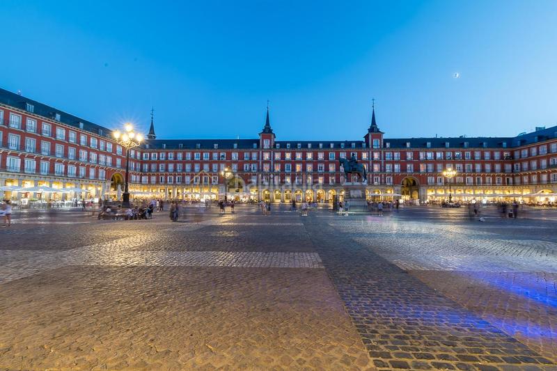 Foto 520f7a76-6029-4903-80ea-38e3dbbd099a. Etagenwohnung in Sol Madrid