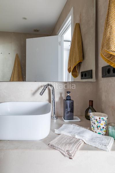 Foto 5d0a59d8-15ee-462d-9487-9aa93dc21fe6. Etagenwohnung in Sol Madrid